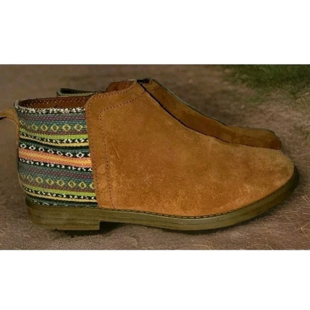 Toms Deia Cinnamon Suede Ankle Booties South Western Youth Size 4 Women's Size 6
